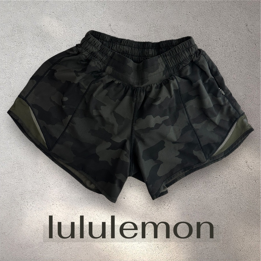 Lululemon Athletica hotty hot shorts 4” black army green camo size 4